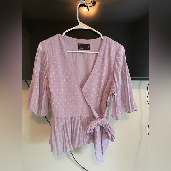 Textured wrap short sleeve blouse - Picture 6 of 9